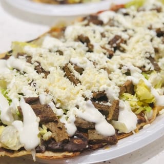Huarache Suadero (Shredded Beef)
